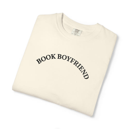 Book Boyfriend Embroidery T-shirt - Black on Ivory